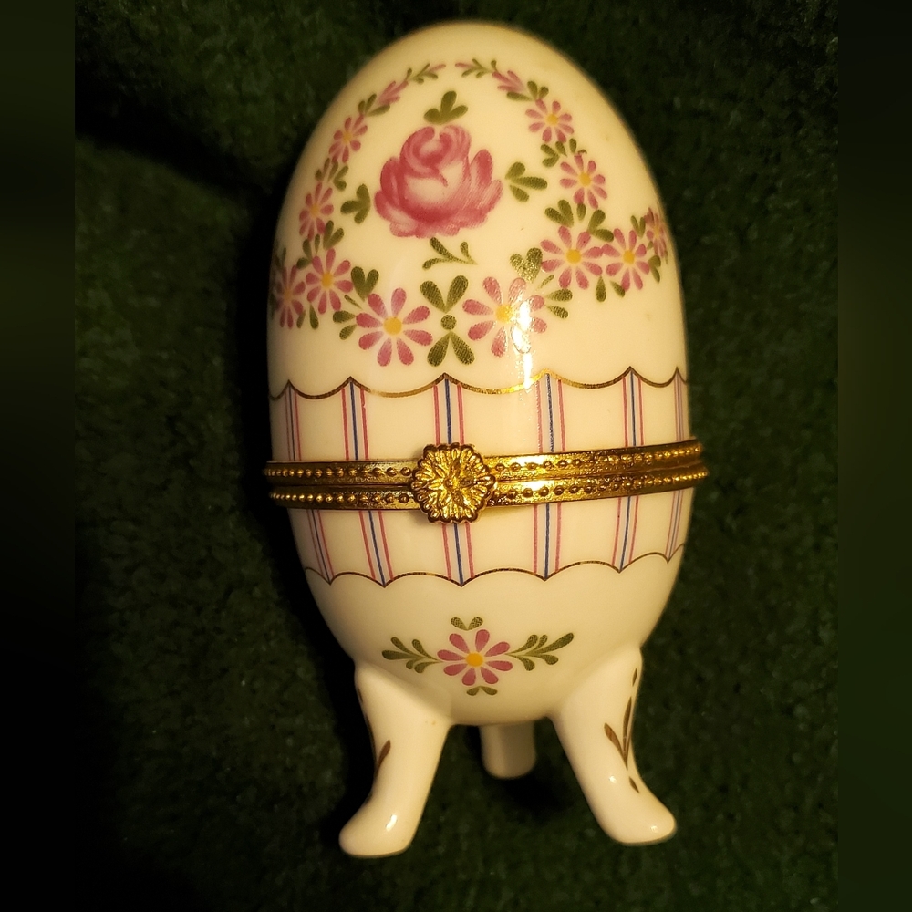 Porcelain Egg Trinket Box Footed Beautiful Rose Design